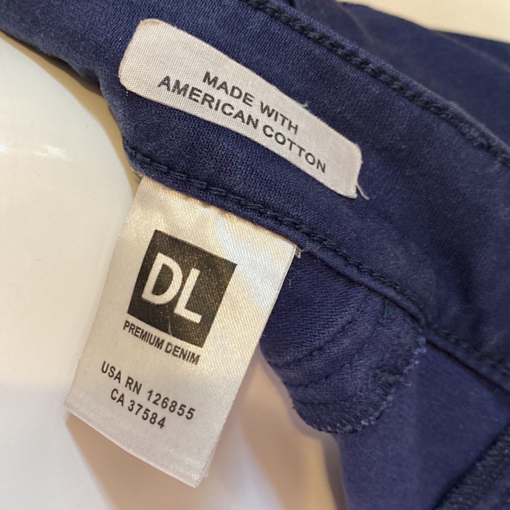 DL 1961 Jeans Size 29 Florence Mirabel Cropped with White Accents - Picture 10 of 13